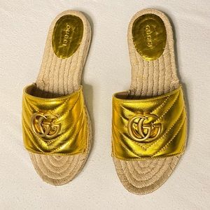 Golden Gucci Slides✨